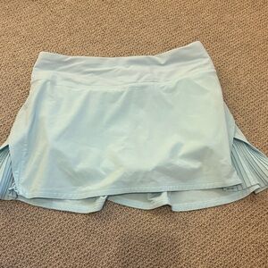 lululemon skirt in teal